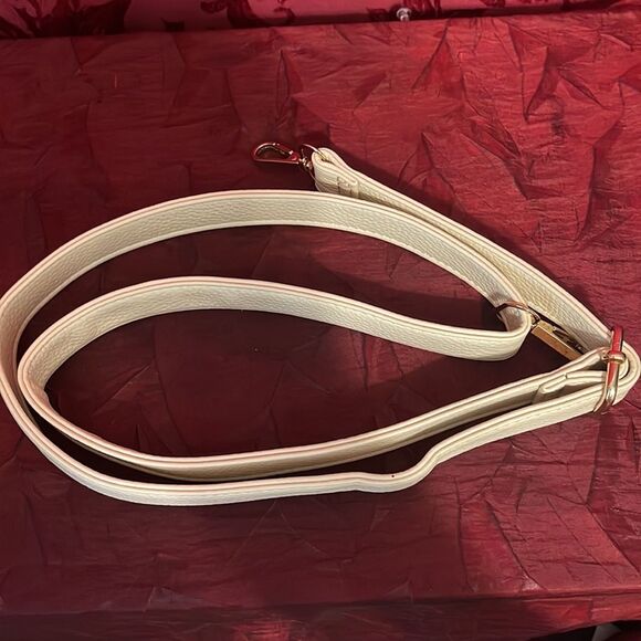 Remi‎ Reid Cream Color Leather Crossbody Bag - Picture 8 of 14